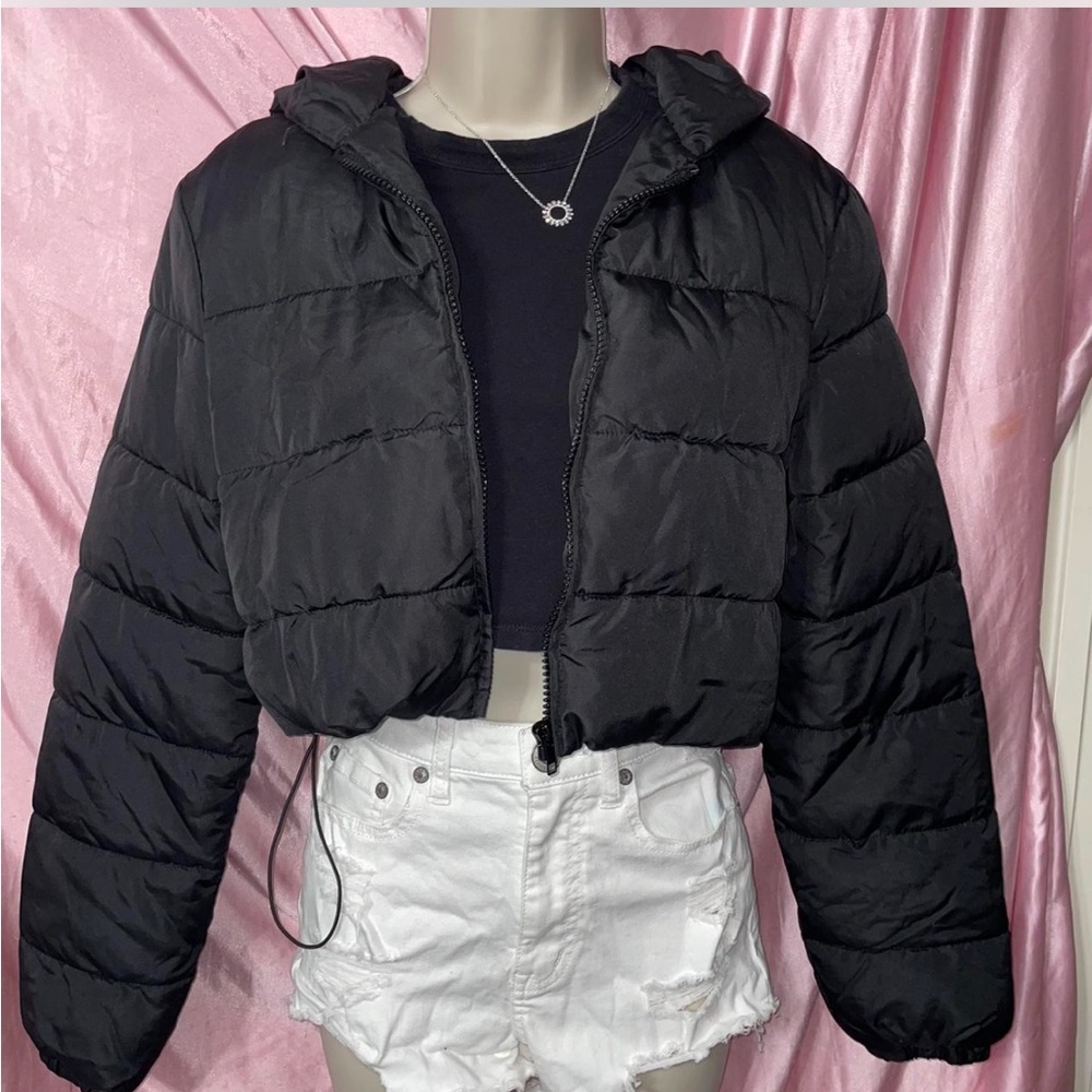 black cropped puffer jacket